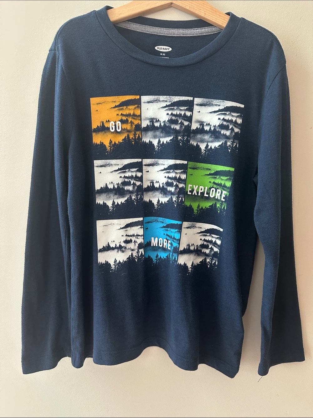 8/$25 Old Navy Boys Size 8 Navy Long Sleeve Go Explore More Shirt